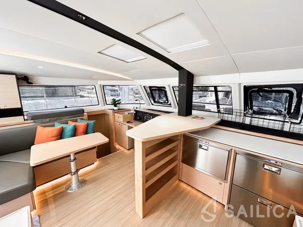 Nautitech 44 - Yacht Charter Sailica