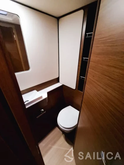 Nautitech 44 - Yacht Charter Sailica