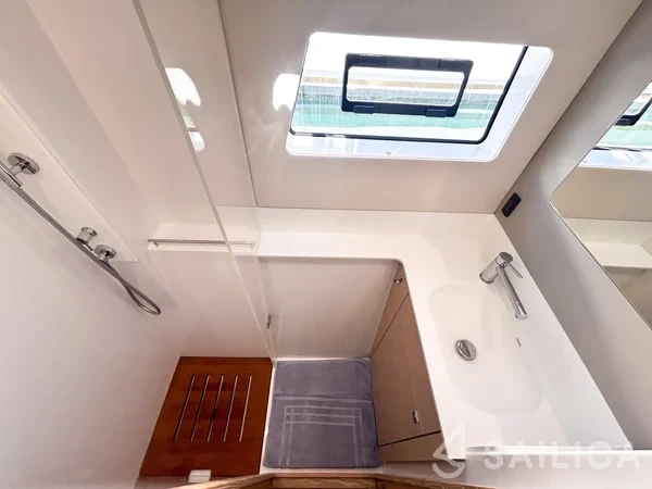 Nautitech 44 - Yacht Charter Sailica