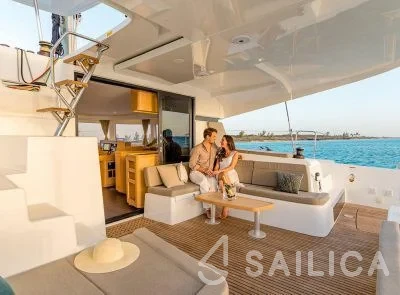 Lagoon 42 - Yacht Charter Sailica