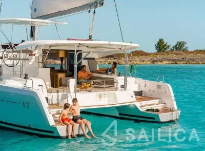 Lagoon 42 - Yacht Charter Sailica