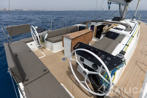 Dufour 41 - Yacht Charter Sailica