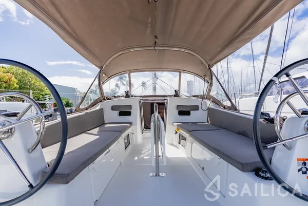 Sun Odyssey 380 - Yacht Charter Sailica