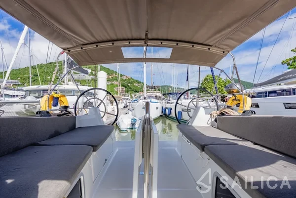 Sun Odyssey 380 - Yacht Charter Sailica