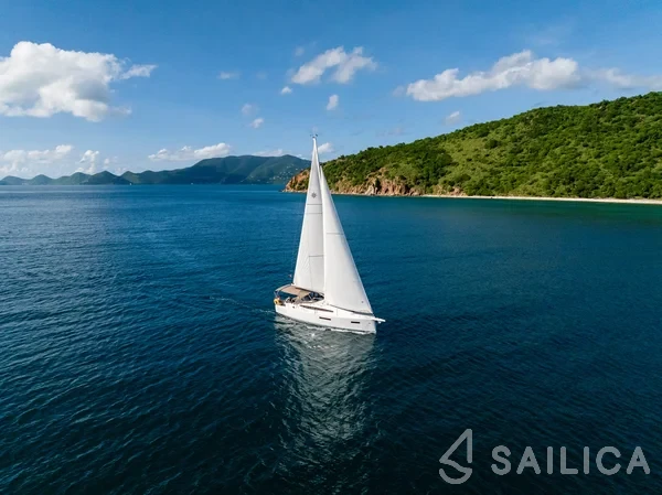 Sun Odyssey 380 - Yacht Charter Sailica