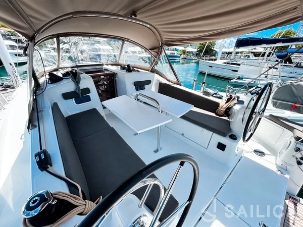 Sun Odyssey 380 - Yacht Charter Sailica