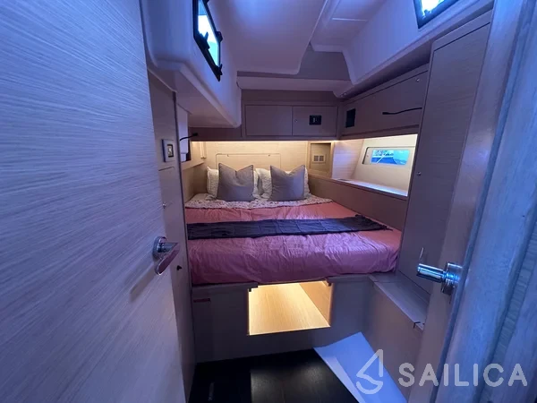 Dufour 530 - Yacht Charter Sailica