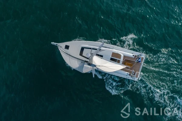 Oceanis 51.1 - Yacht Charter Sailica