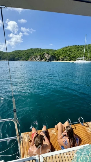 Oceanis 51.1 - Yacht Charter Sailica