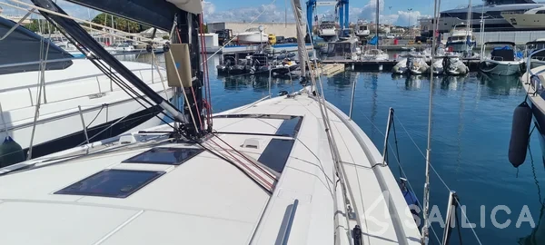 Oceanis 46.1 - Yacht Charter Sailica
