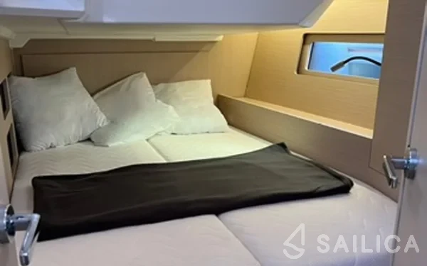 Oceanis 46.1 - Yacht Charter Sailica