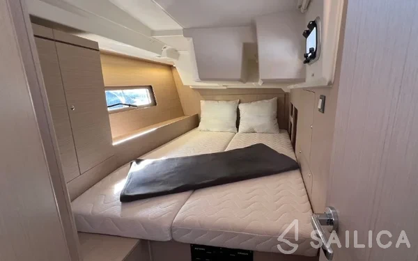 Oceanis 46.1 - Yacht Charter Sailica