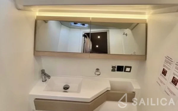 Oceanis 46.1 - Yacht Charter Sailica