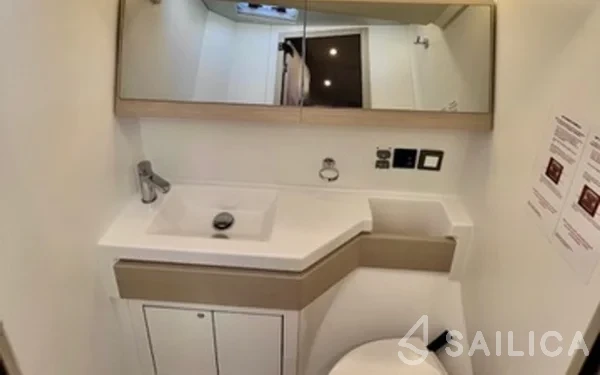 Oceanis 46.1 - Yacht Charter Sailica