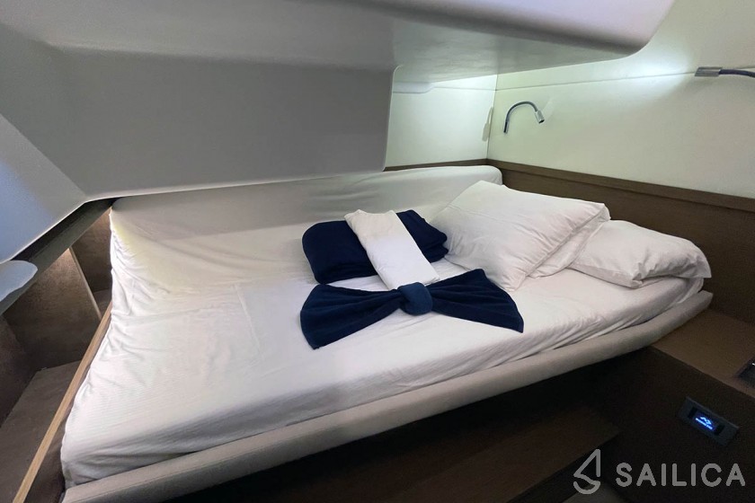 Lagoon 50 - 6 + 2 cab. - Yacht Charter Sailica