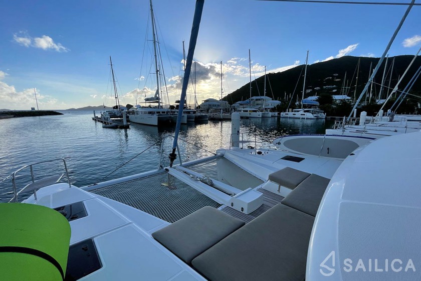 Lagoon 50 - 6 + 2 cab. - Yacht Charter Sailica