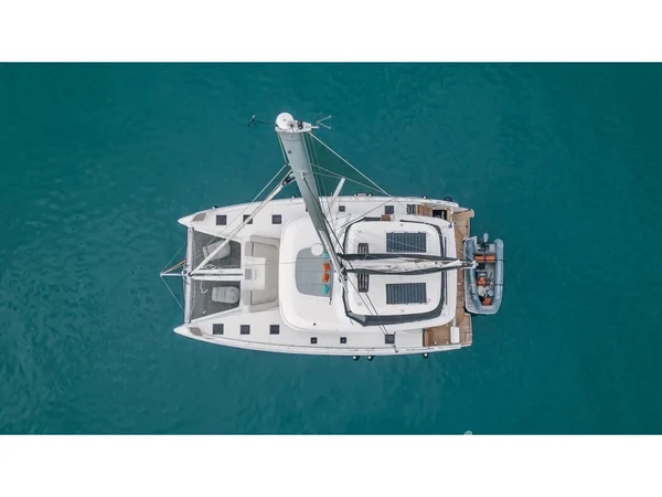 Lagoon 55 - Yacht Charter Sailica