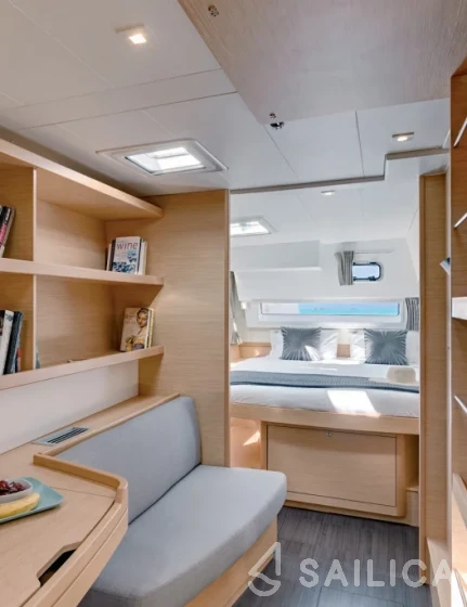 Lagoon 42 - Yacht Charter Sailica