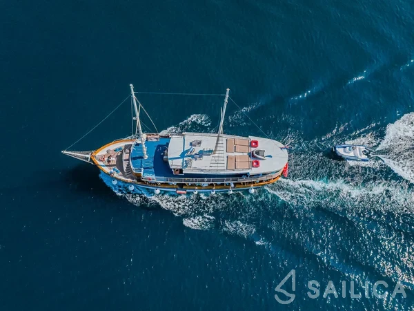 Gulet - Yacht Charter Sailica
