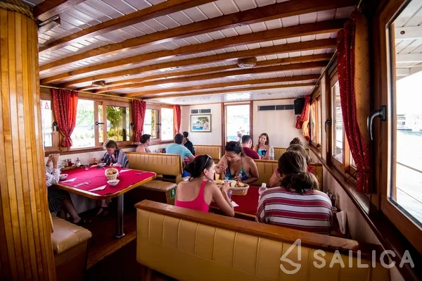 Gulet - Yacht Charter Sailica