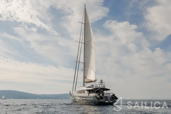 Motoryacht - Yacht Charter Sailica