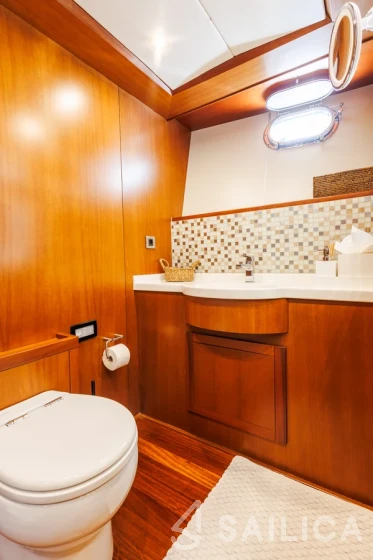 Motoryacht - Yacht Charter Sailica