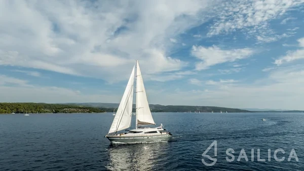 Motoryacht - Yacht Charter Sailica