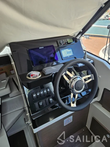 Merry Fisher 795 - Yacht Charter Sailica