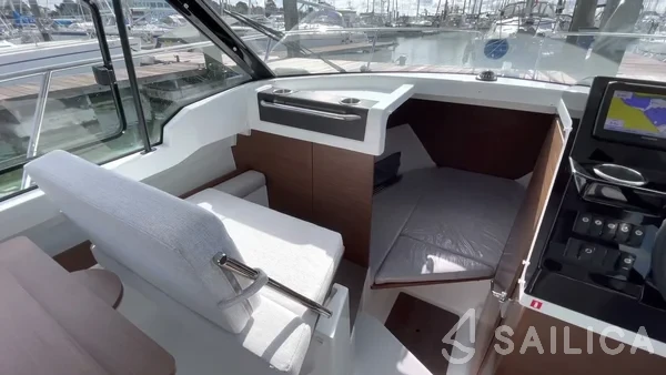 Merry Fisher 795 - Yacht Charter Sailica