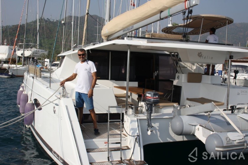 Helia 44 - Yacht Charter Sailica