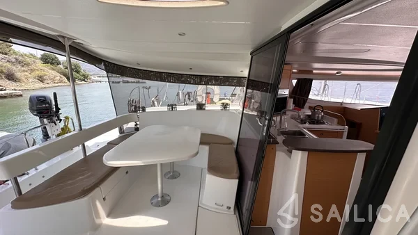 Lipari 41 - Yacht Charter Sailica