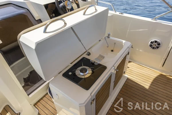 Atlantic Marine 730 - Yacht Charter Sailica