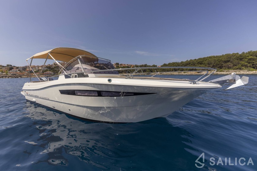 Atlantic Marine 730 - Yacht Charter Sailica