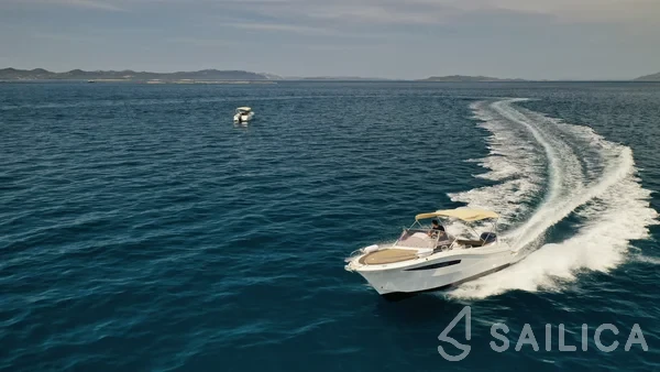 Atlantic Marine 730 - Yacht Charter Sailica