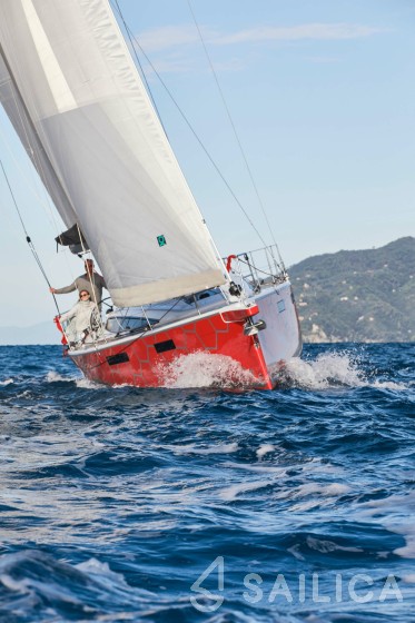 Dehler 38 SQ - Yacht Charter Sailica