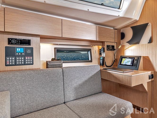 Bavaria 38 Cruiser - Yacht Charter Sailica