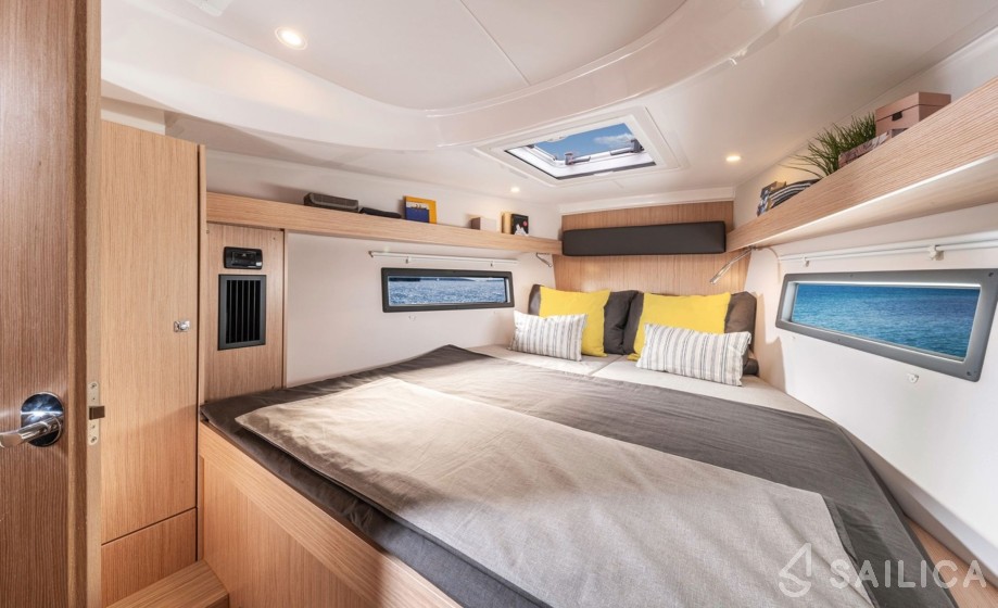 Bavaria 38 Cruiser - Yacht Charter Sailica