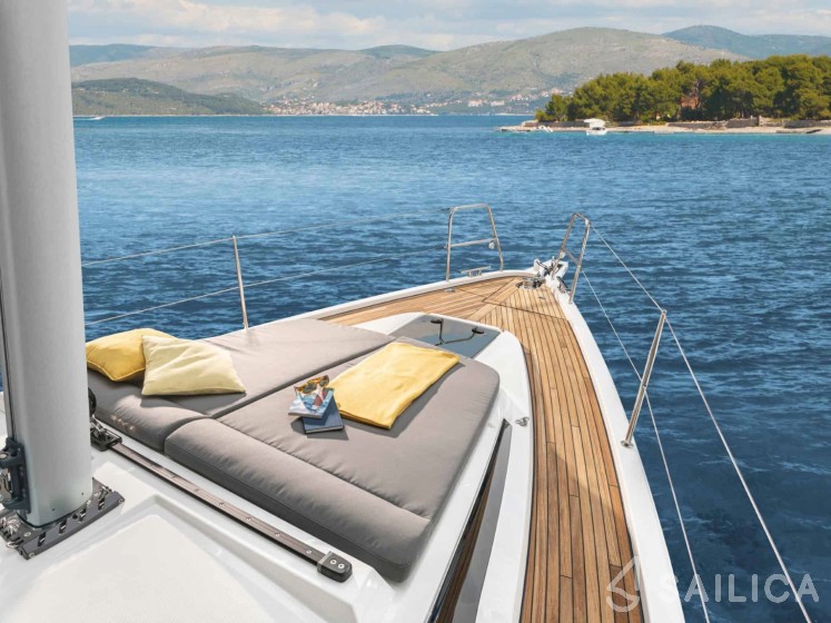 Bavaria 38 Cruiser - Yacht Charter Sailica