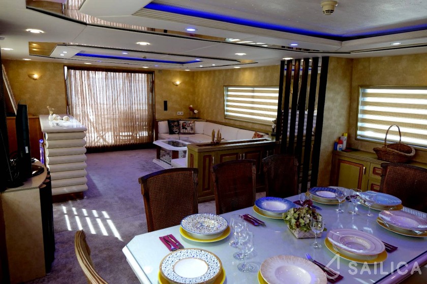 Alfamarine 90 - Yacht Charter Sailica