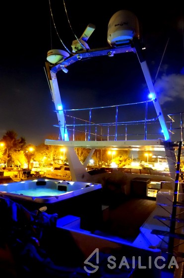 Alfamarine 90 - Yacht Charter Sailica