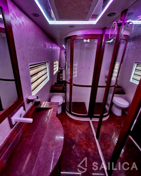 Alfamarine 90 - Yacht Charter Sailica