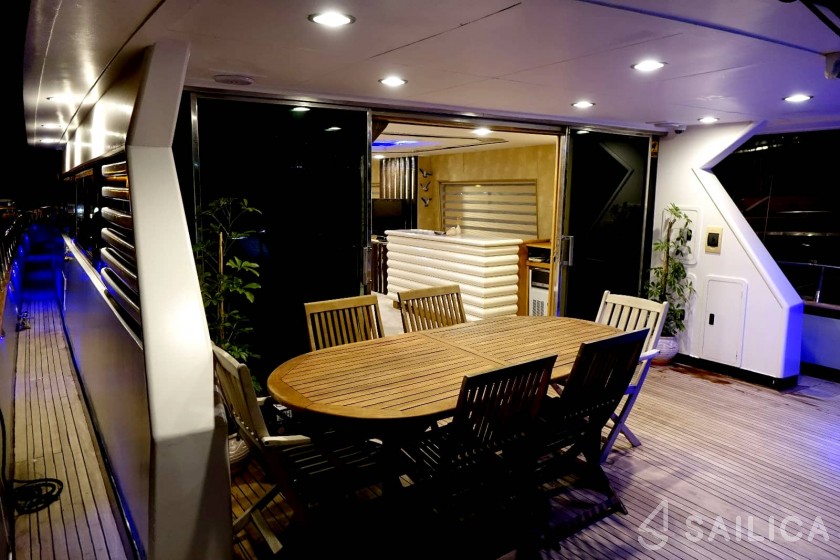 Alfamarine 90 - Yacht Charter Sailica