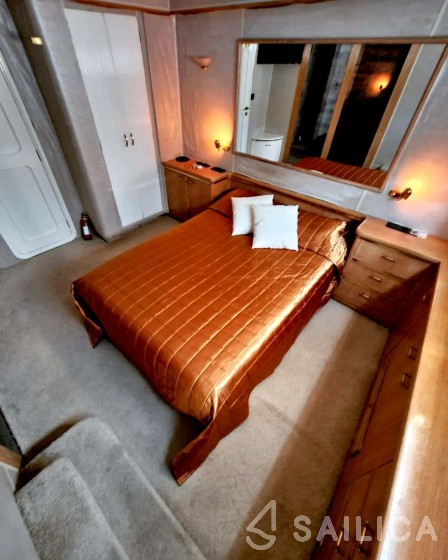 Alfamarine 90 - Yacht Charter Sailica