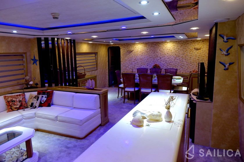 Alfamarine 90 - Yacht Charter Sailica