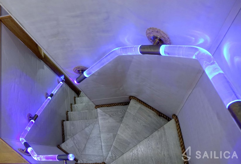 Alfamarine 90 - Yacht Charter Sailica