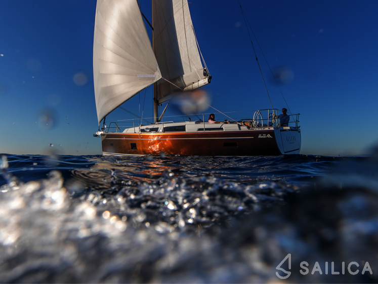 Hanse 388 - Yacht Charter Sailica