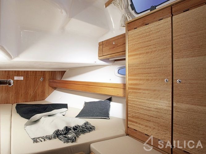 Bavaria 39 Cruiser - Yacht Charter Sailica