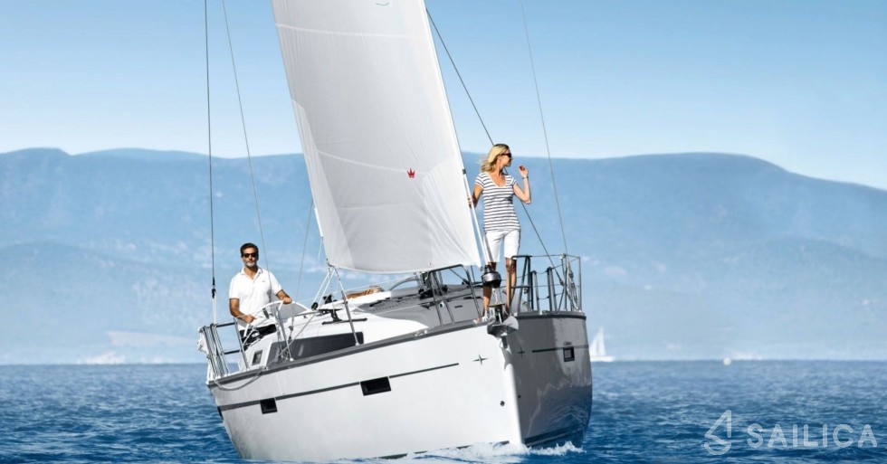 Bavaria 37 Cruiser - Yacht Charter Sailica