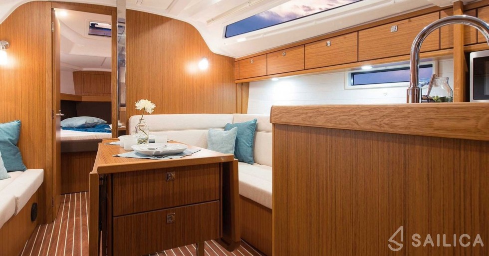 Bavaria 37 Cruiser - Yacht Charter Sailica