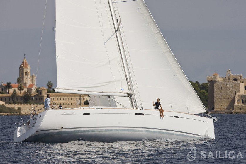 Oceanis 54 - 4 + 1 cab. - Yacht Charter Sailica